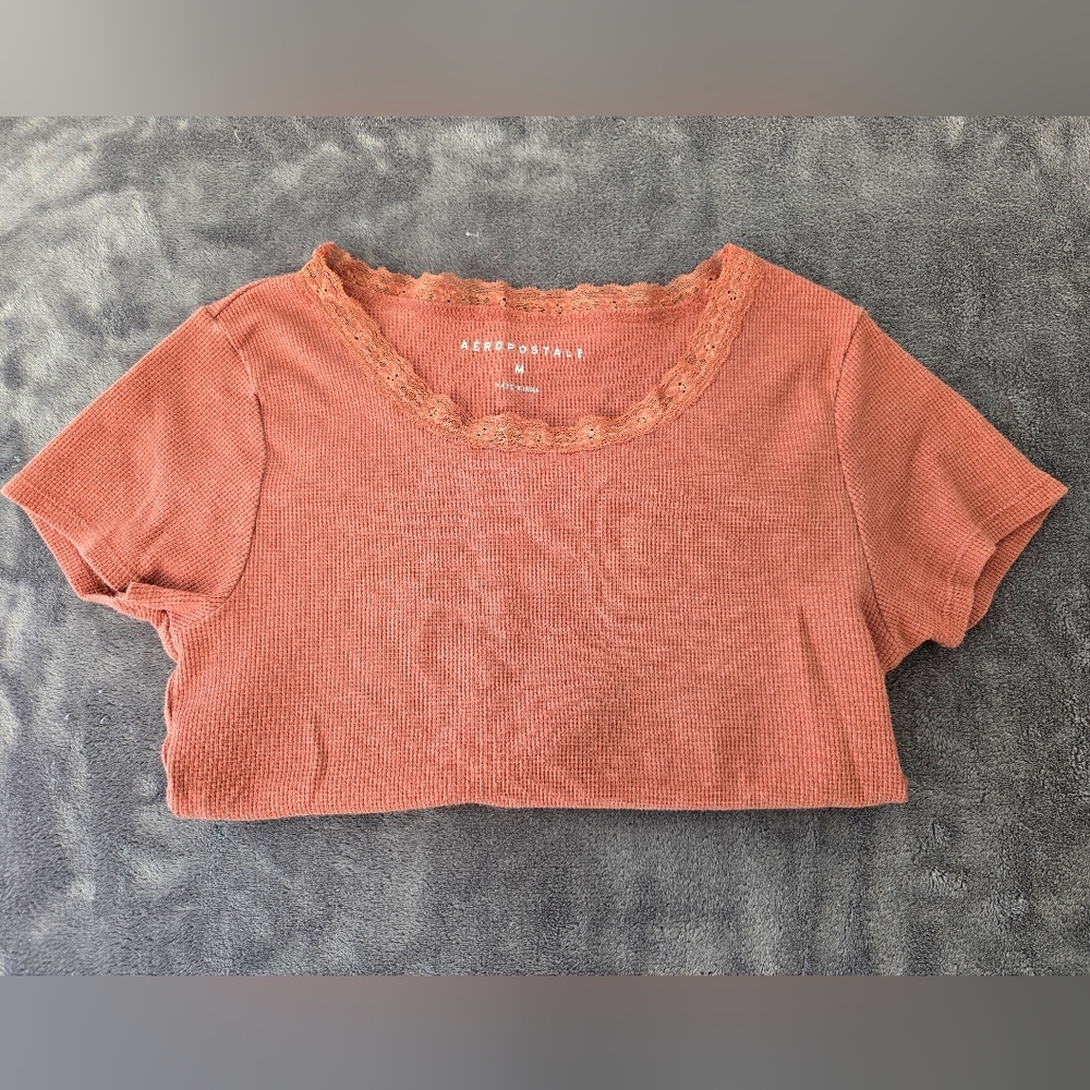 Aeropostale Burnt Orange Waffle Knit Lace Trim Neck Tee Size Medium